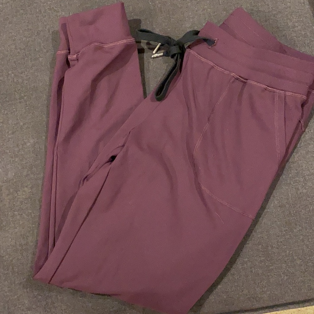 Zyia Plum Unwinds-M
